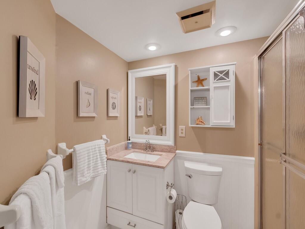 PELICAN POINTE OF SEBASTIAN V - Residential