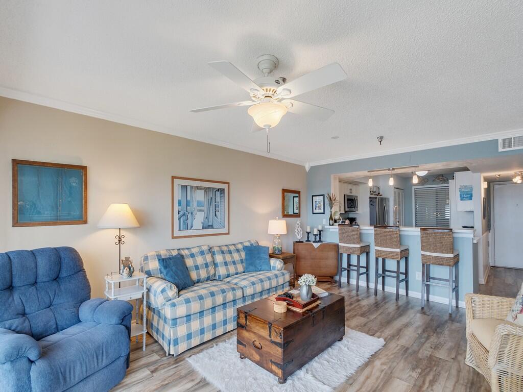 PELICAN POINTE OF SEBASTIAN V - Residential