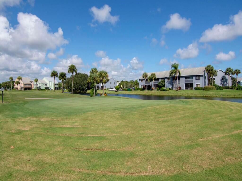 PELICAN POINTE OF SEBASTIAN V - Residential