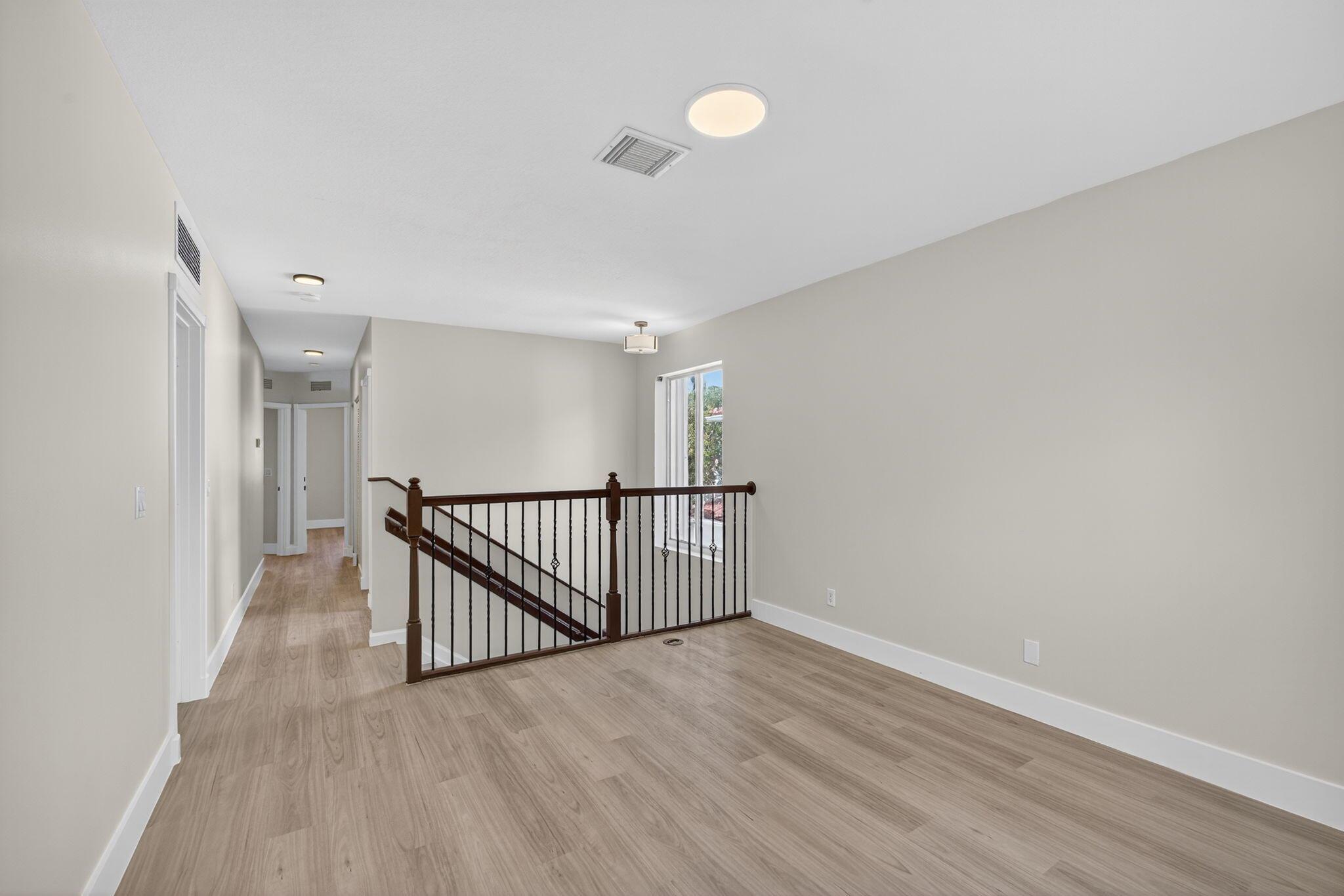 THOUSAND OAKS - Residential Lease