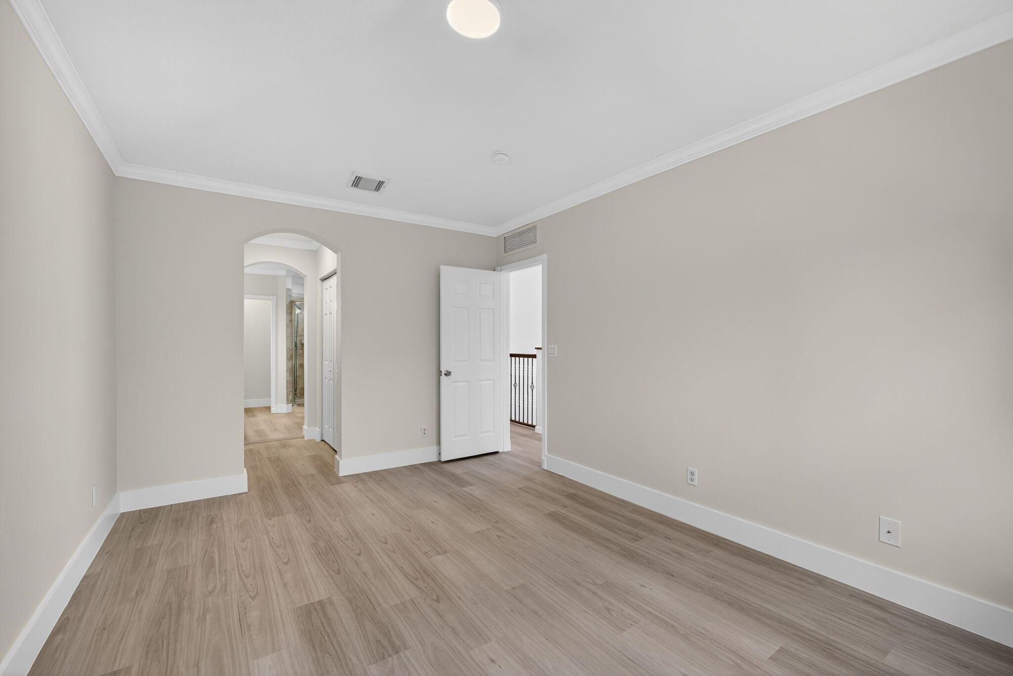 THOUSAND OAKS - Residential Lease