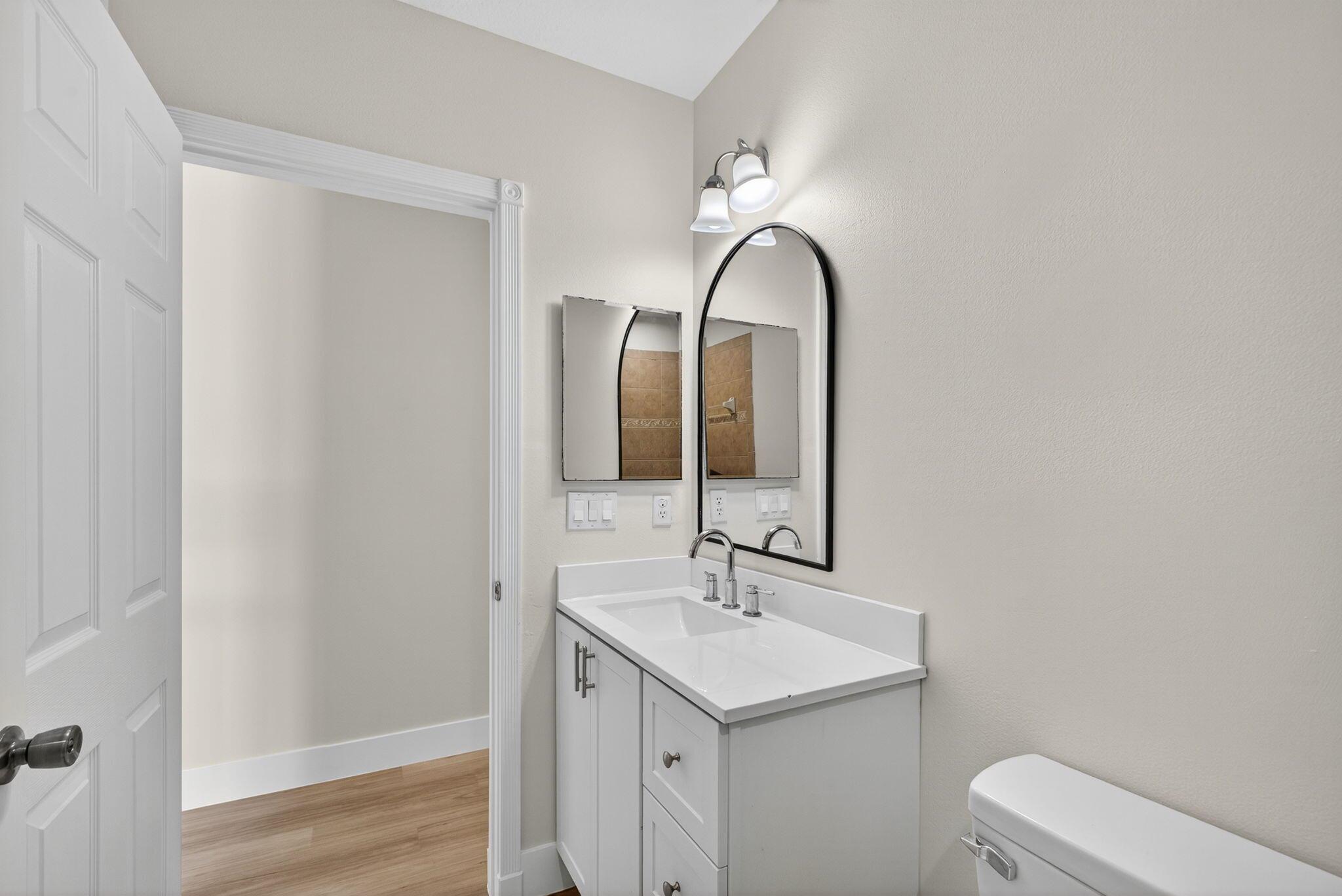 THOUSAND OAKS - Residential Lease