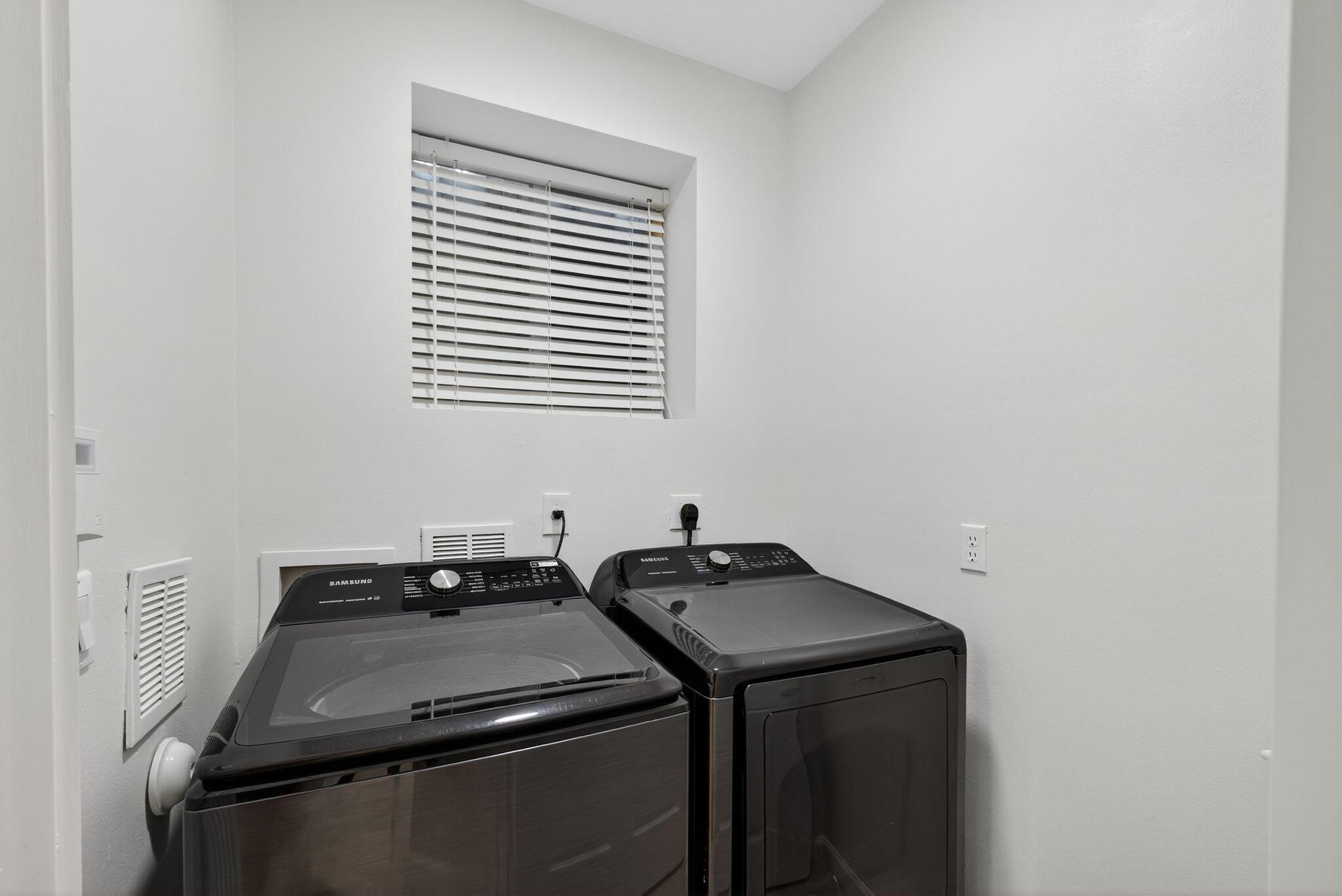 THOUSAND OAKS - Residential Lease