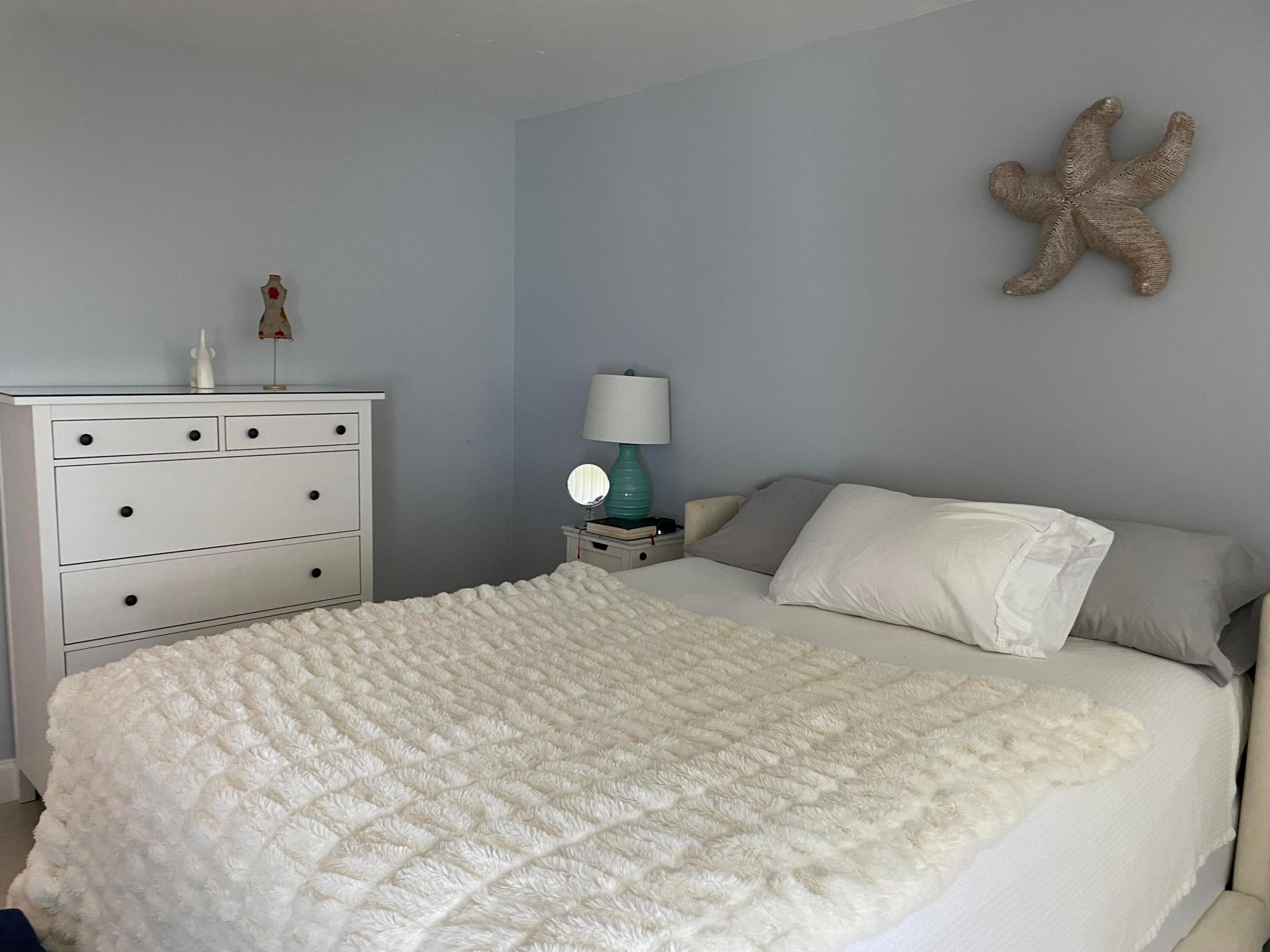 PORTA BELLA EAST,  PORTA BELLA  East Yacht - Residential Lease