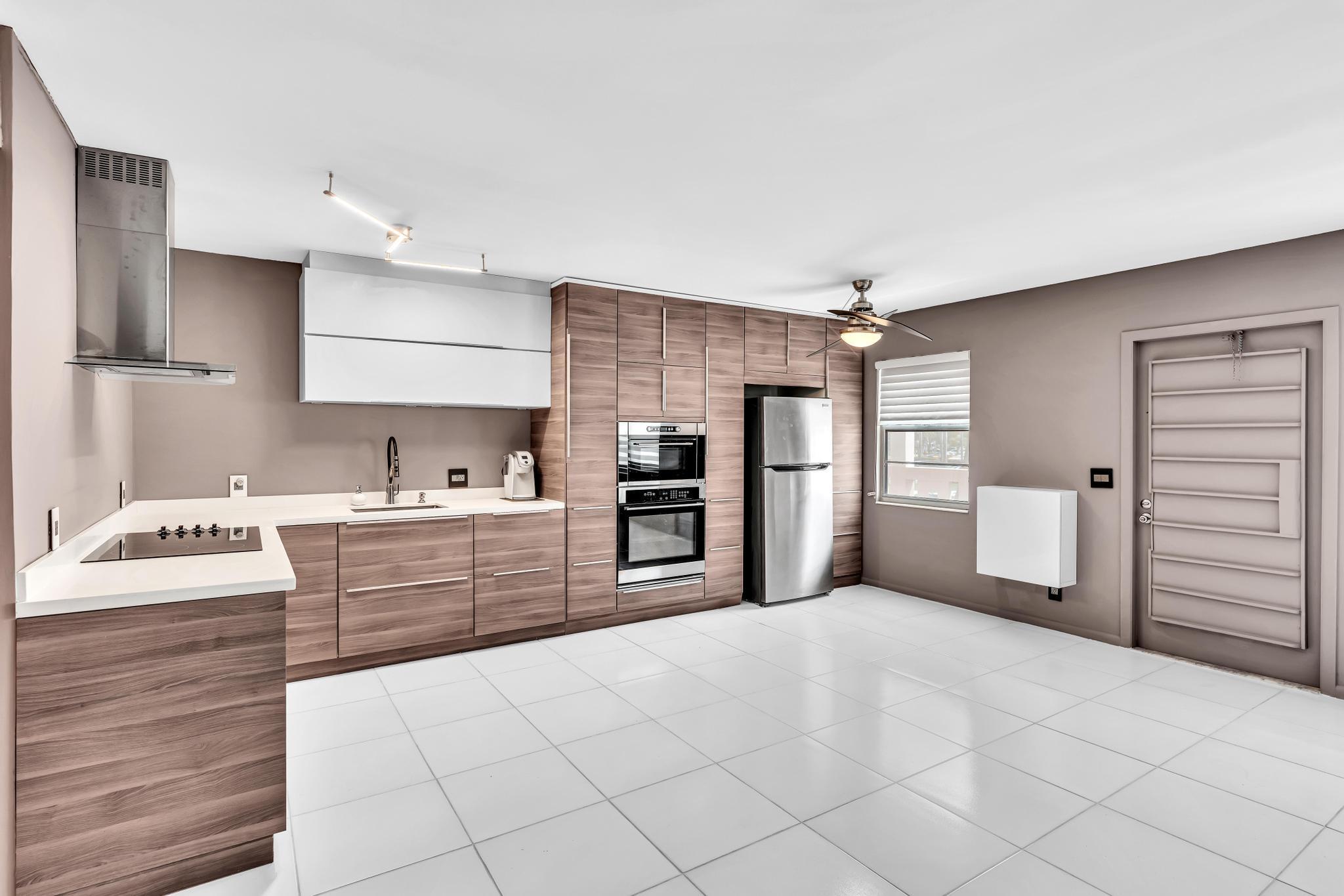 2077 Guildford E