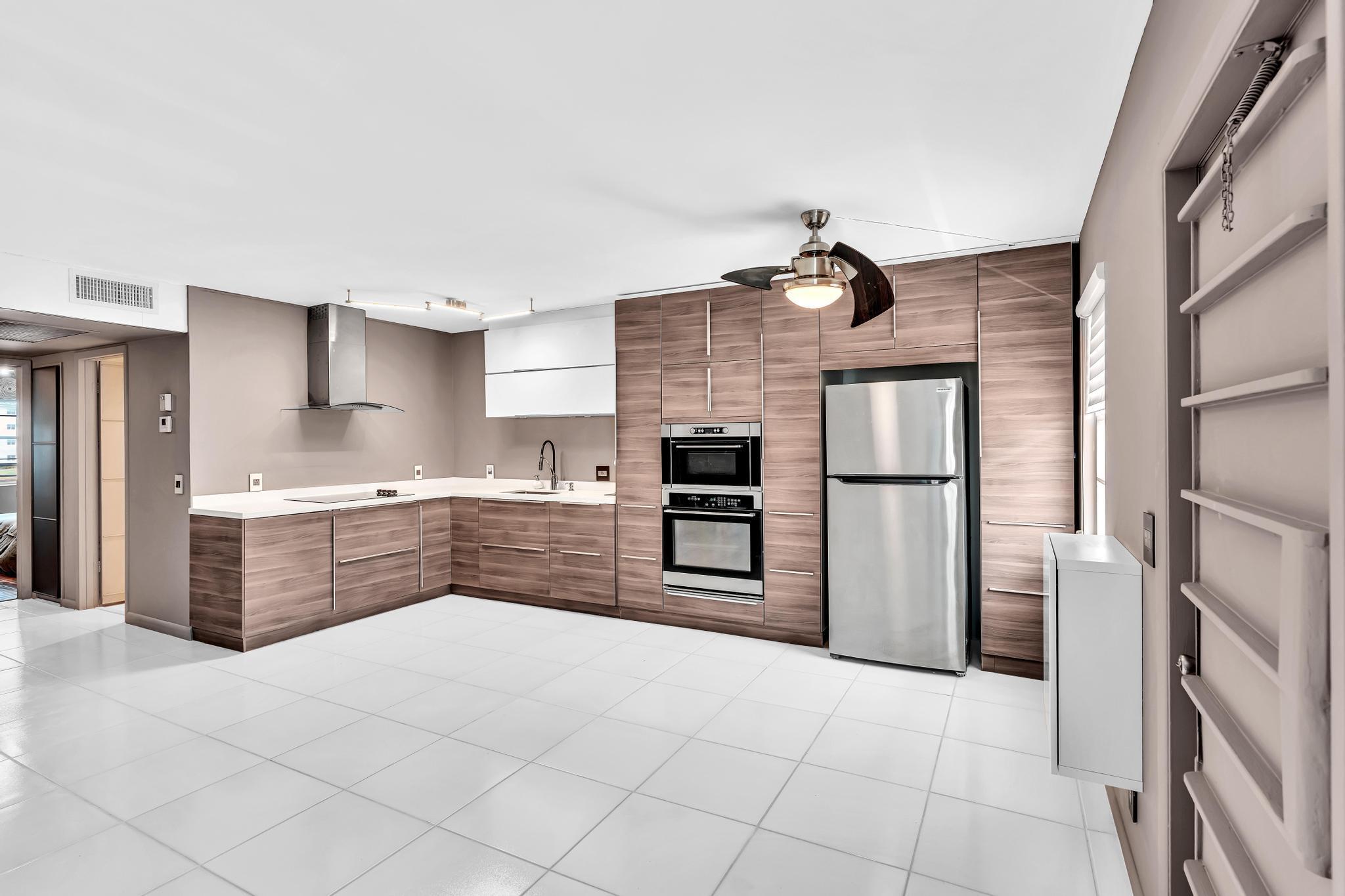 2077 Guildford E