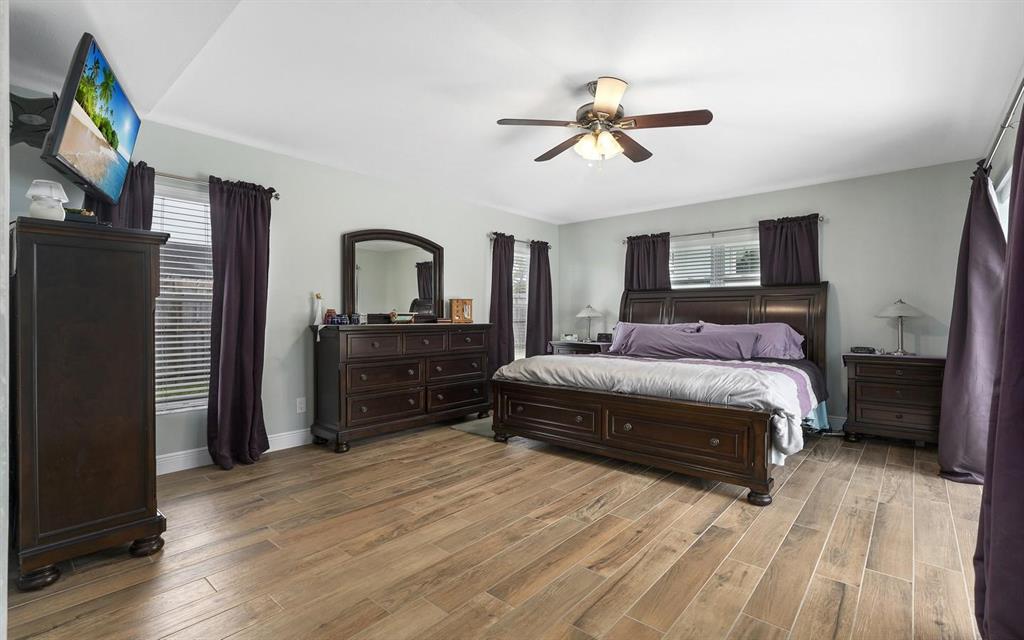 NORTH RIVER SHORES - Residential