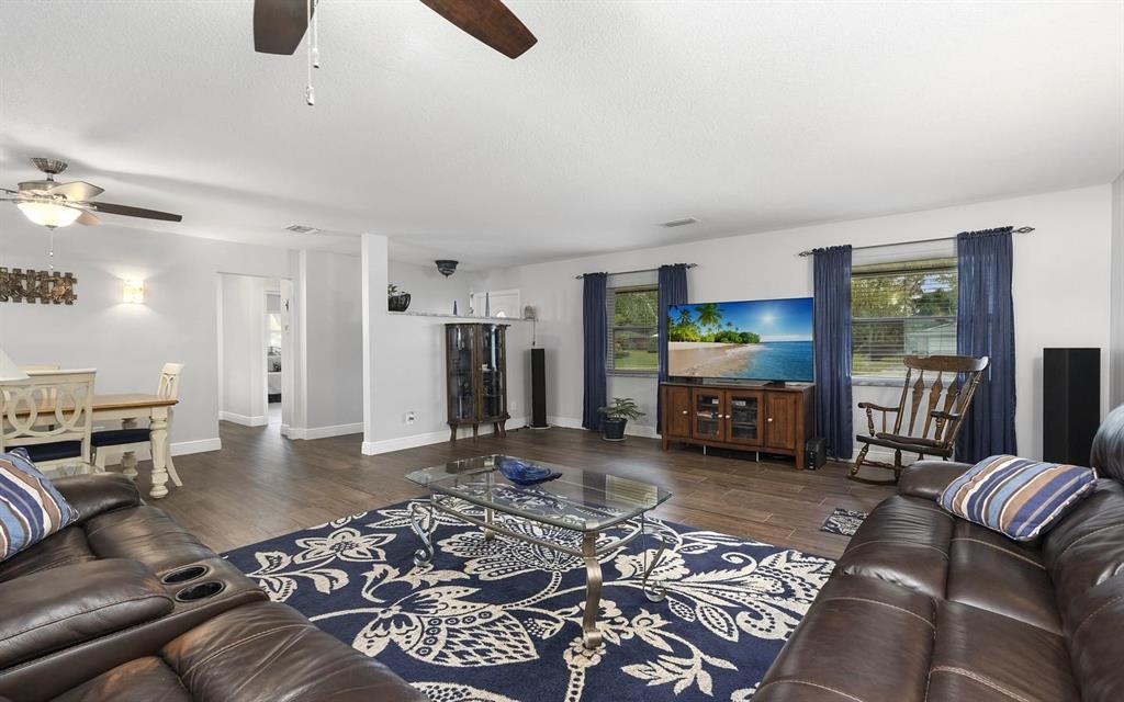 NORTH RIVER SHORES - Residential