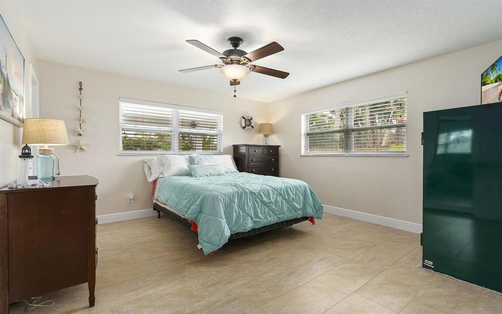 NORTH RIVER SHORES - Residential