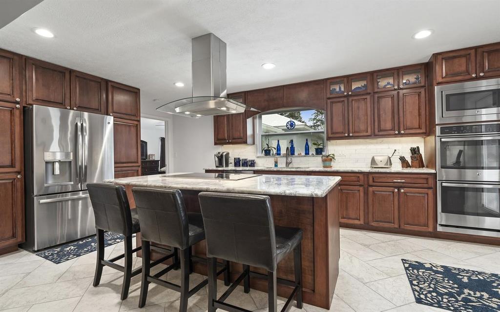 NORTH RIVER SHORES - Residential