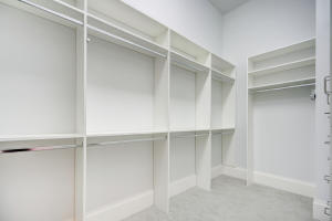 ROYAL PALM YACHT & COUNTR - Residential