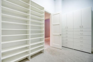 ROYAL PALM YACHT & COUNTR - Residential