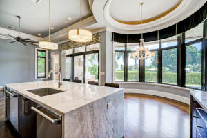 ROYAL PALM YACHT & COUNTR - Residential