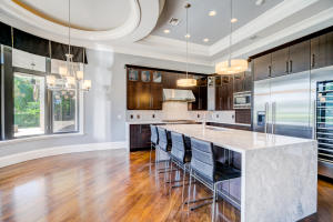 ROYAL PALM YACHT & COUNTR - Residential