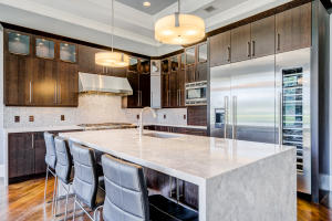 ROYAL PALM YACHT & COUNTR - Residential