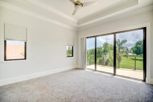 ROYAL PALM YACHT & COUNTR - Residential