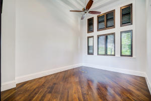 ROYAL PALM YACHT & COUNTR - Residential