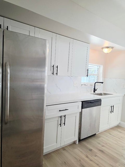 Tiny photo for 8 NE 9th Avenue, Deerfield Beach, FL 33441 (MLS # B26035412)