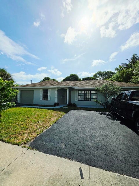Tiny photo for 8 NE 9th Avenue, Deerfield Beach, FL 33441 (MLS # B26035412)
