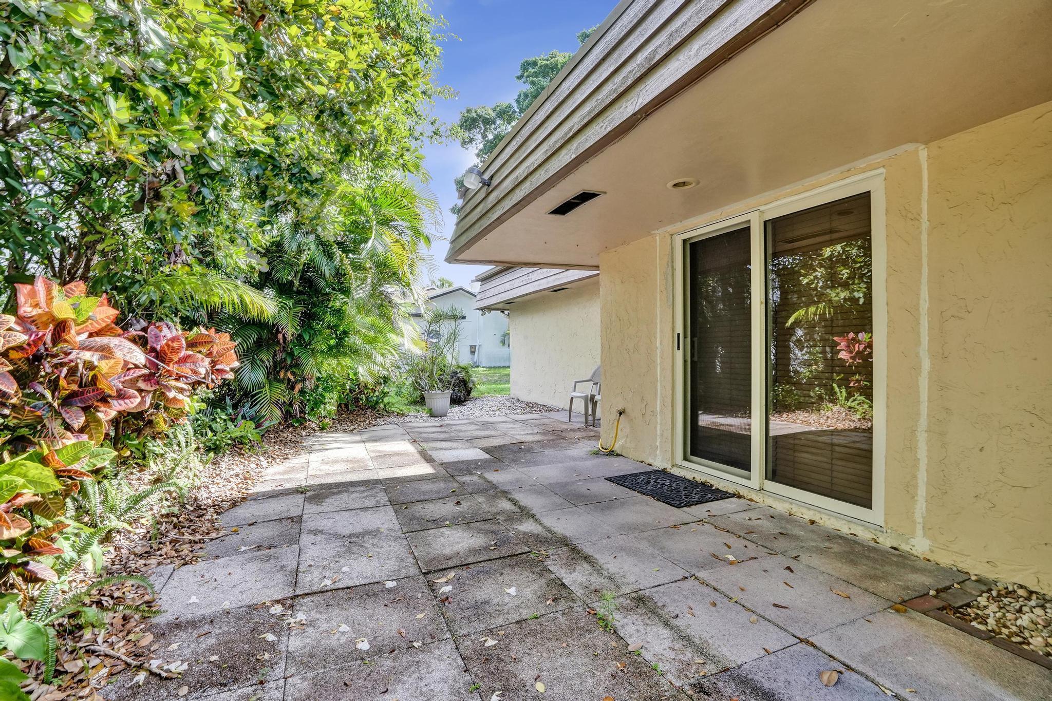 WOODLANDS SEC SIX - Residential