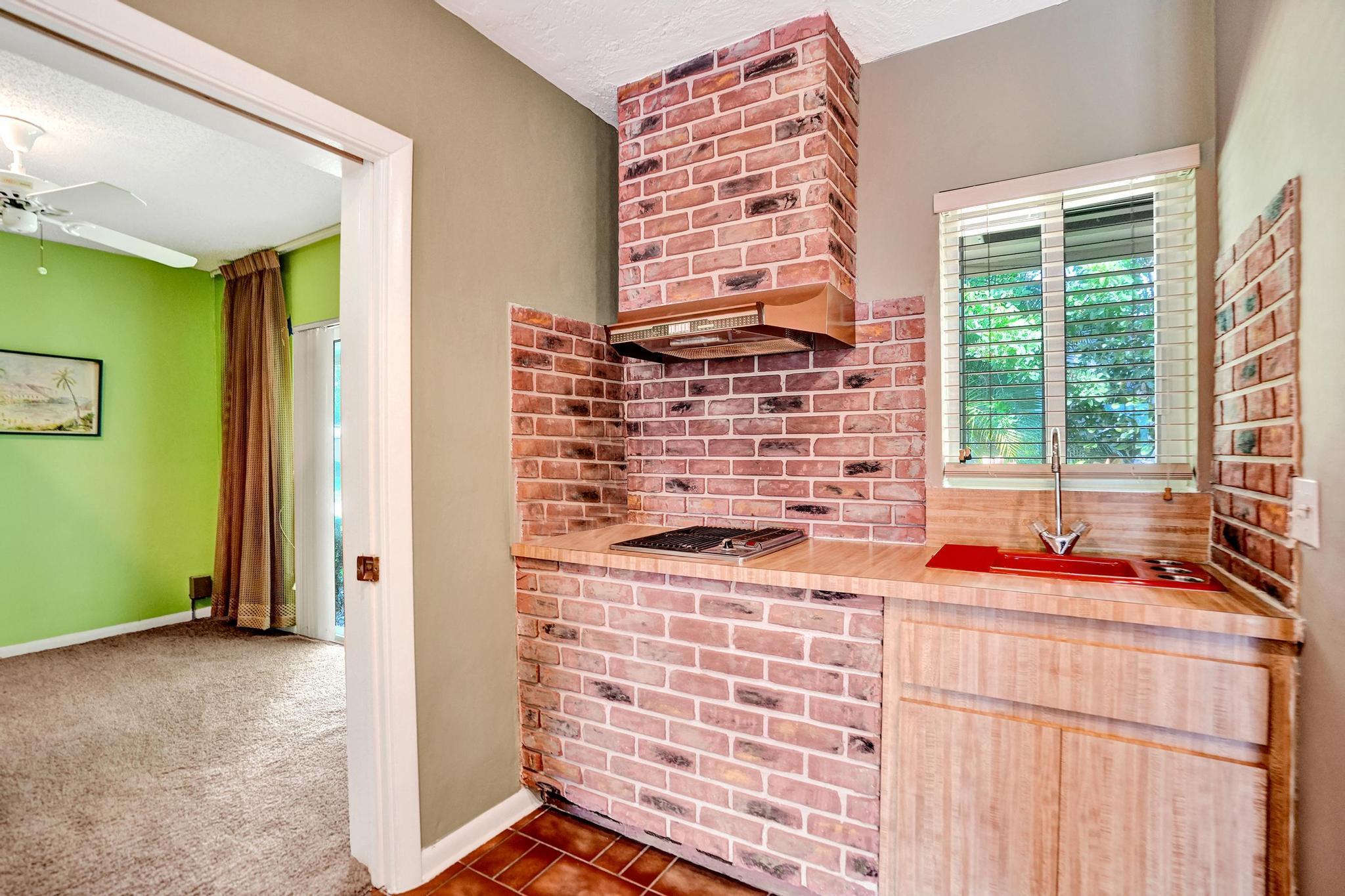 WOODLANDS SEC SIX - Residential