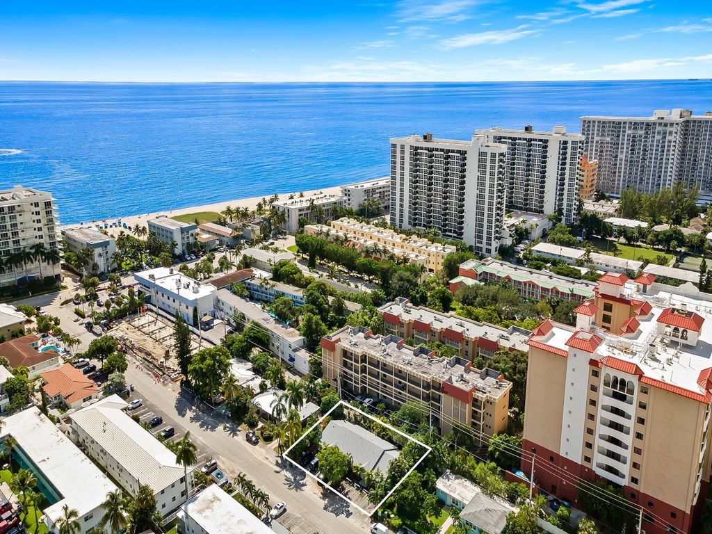 Photo of 3208 NE 7th Street #C, Pompano Beach, FL 33062 (MLS # F10552332)