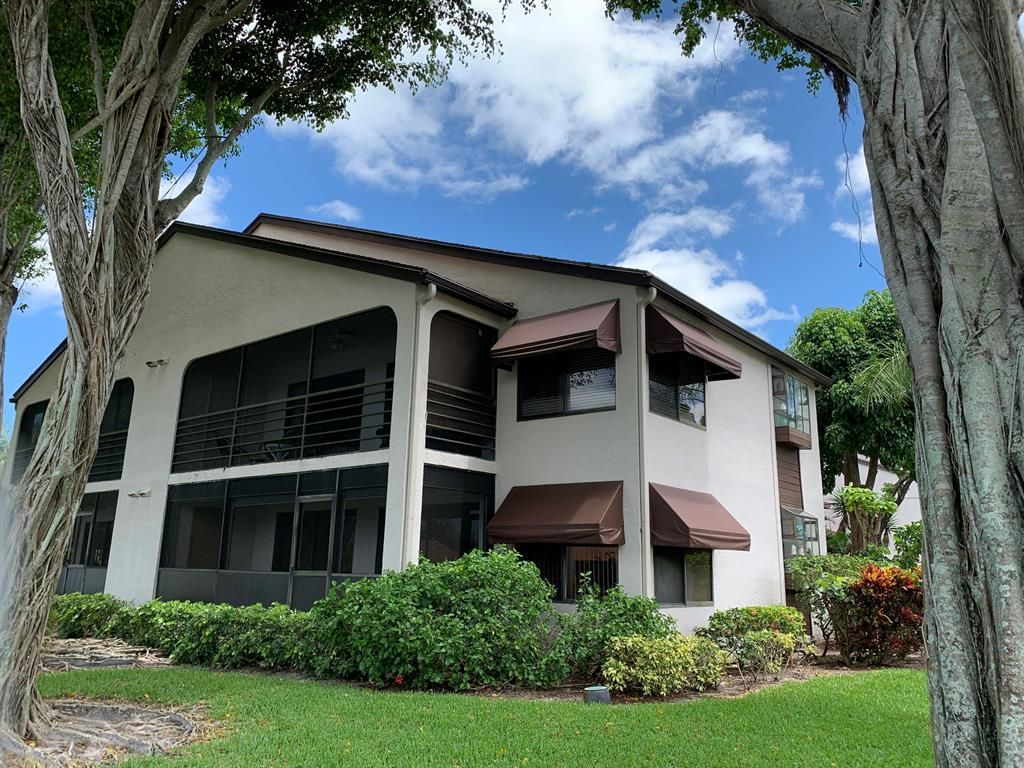 Photo of 5068 Rose Hill Drive #102, Boynton Beach, FL 33437 (MLS # R10634420)