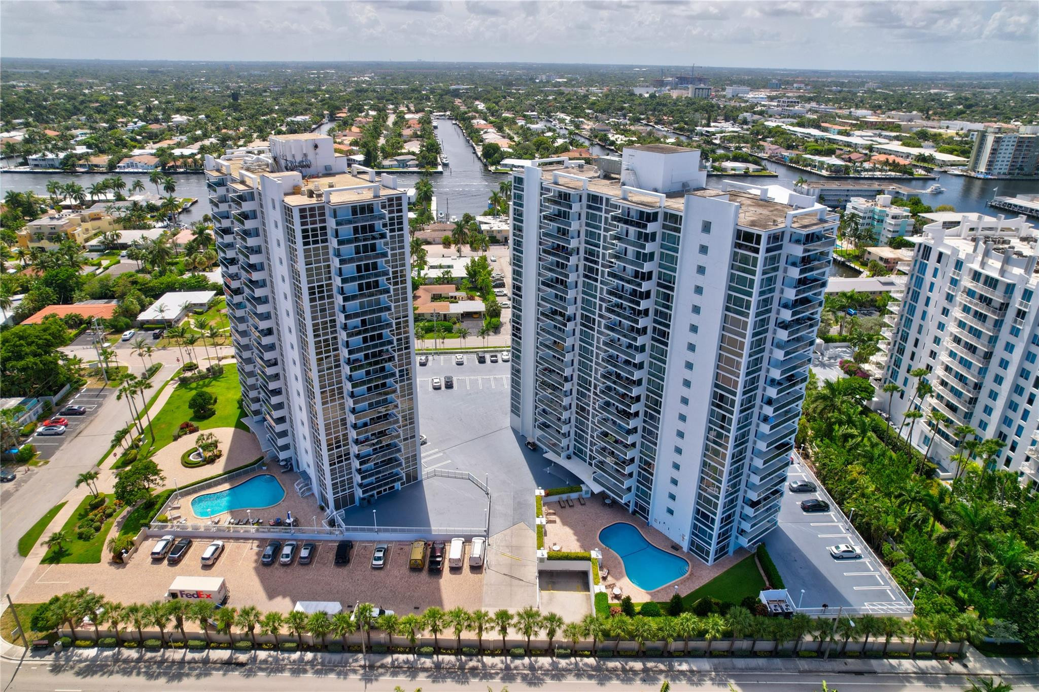 EMBASSY TOWER II INC COND - Residential