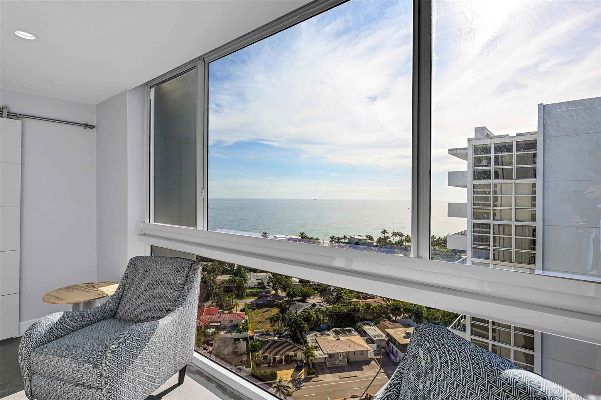 EMBASSY TOWER II INC COND - Residential