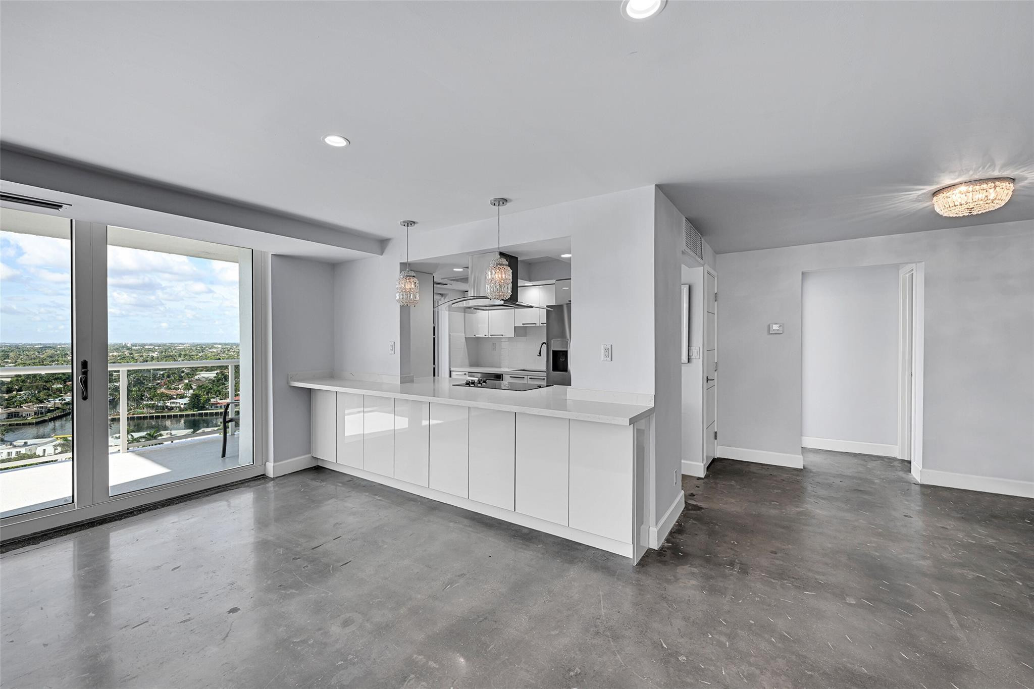 EMBASSY TOWER II INC COND - Residential