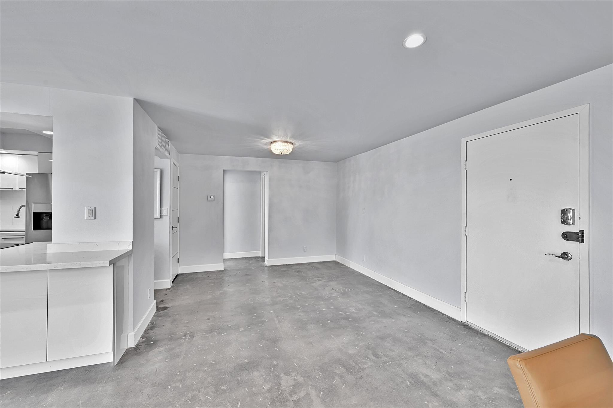 EMBASSY TOWER II INC COND - Residential