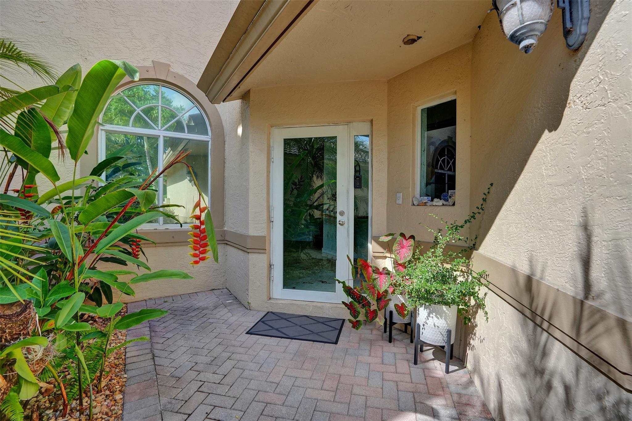 8181 Madison Lakes Cir 0