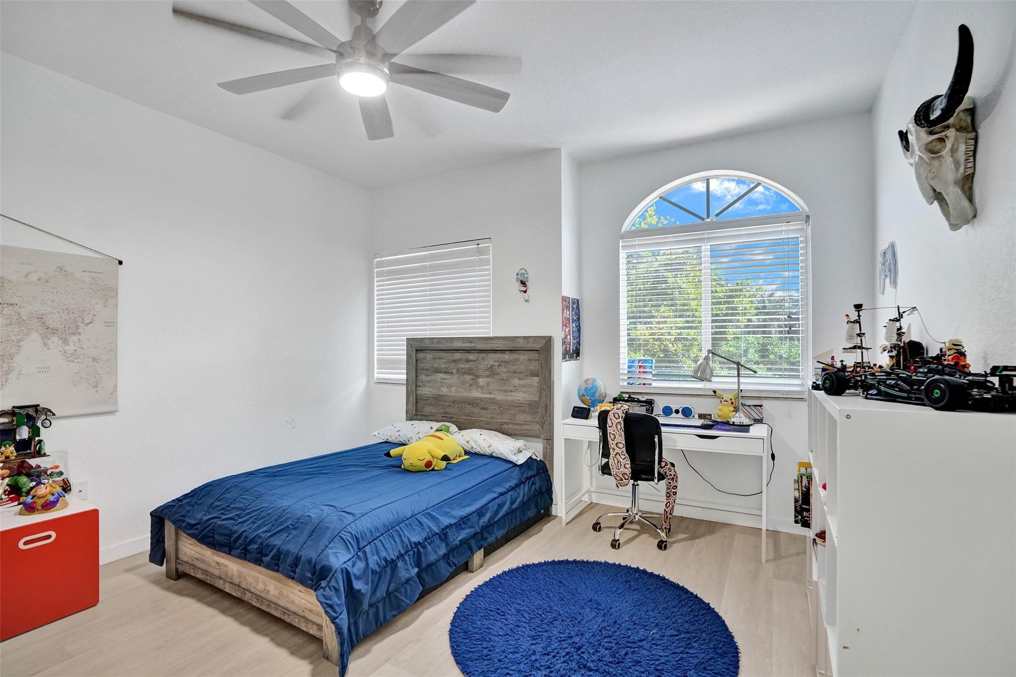MADISON LAKES - Residential