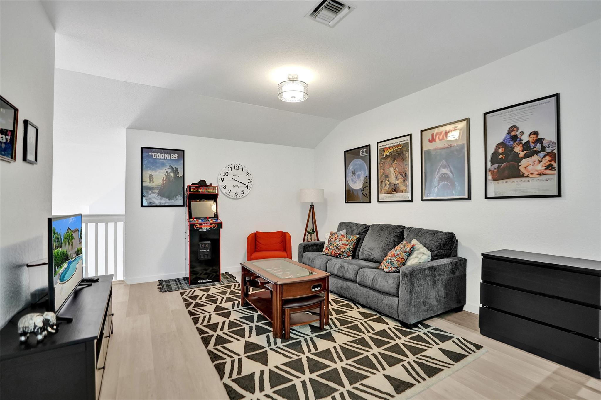 MADISON LAKES - Residential