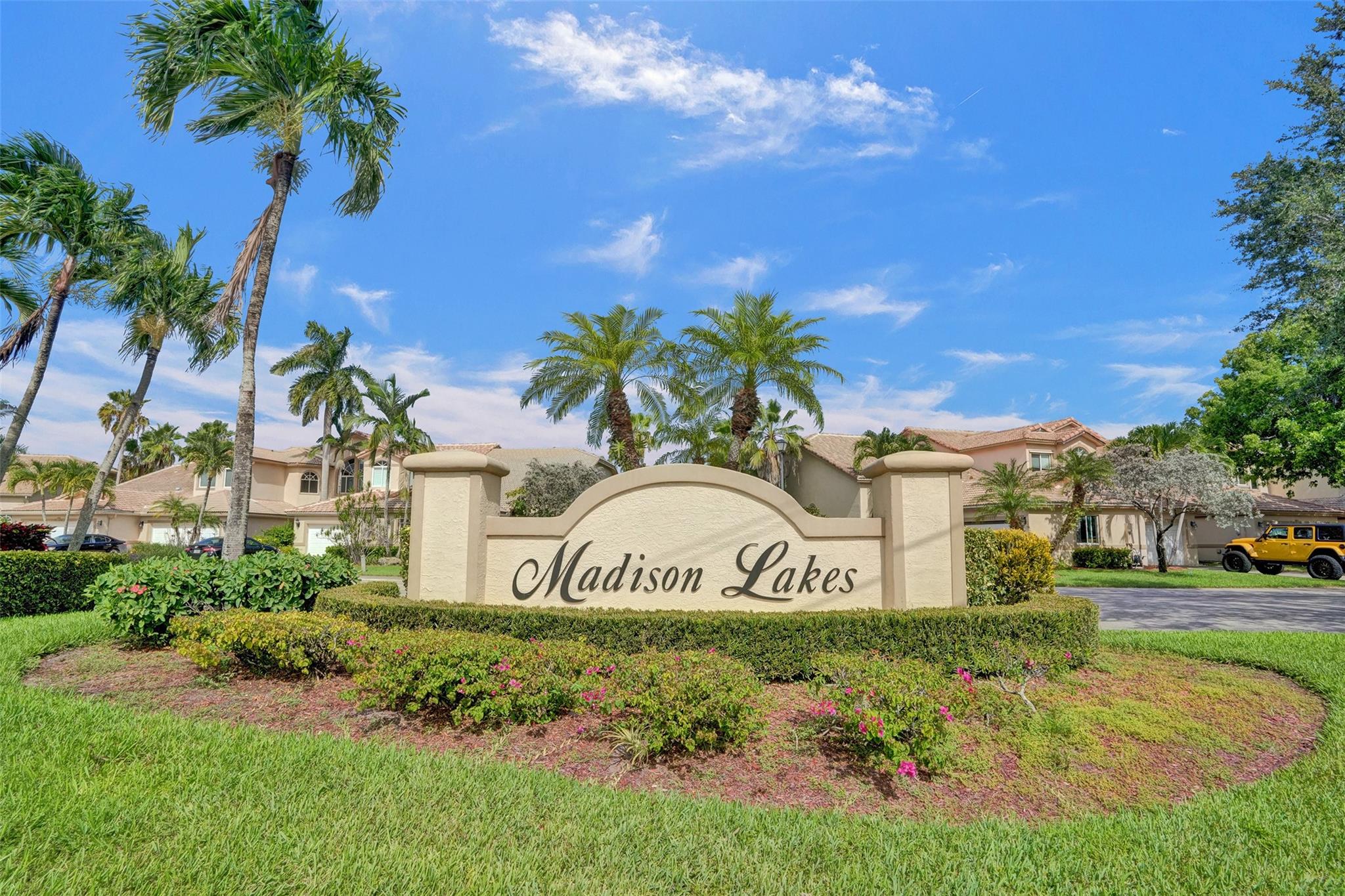 MADISON LAKES - Residential