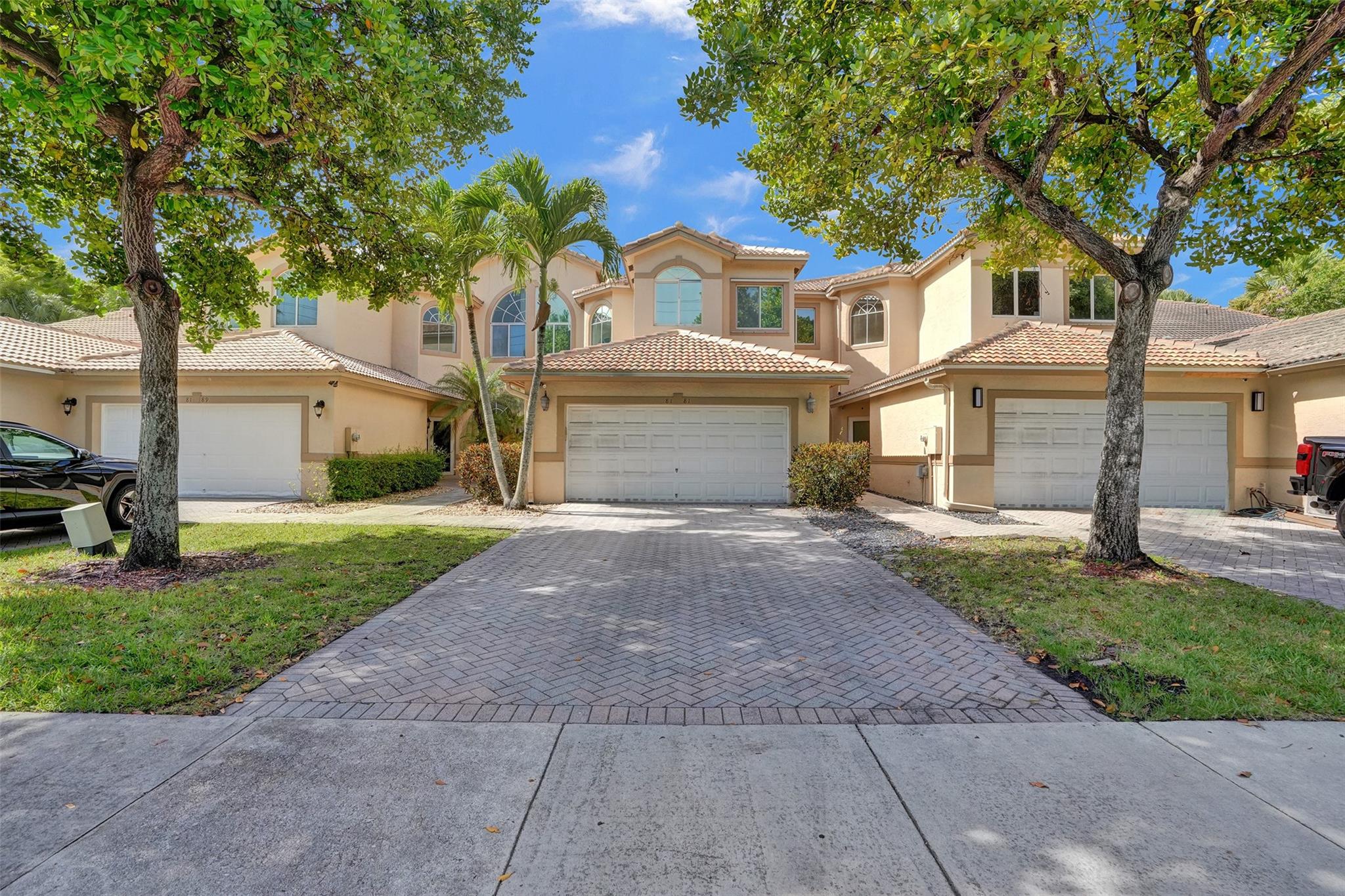 MADISON LAKES - Residential
