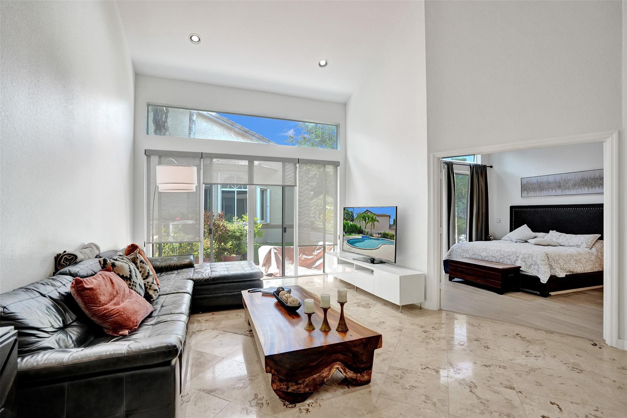 MADISON LAKES - Residential