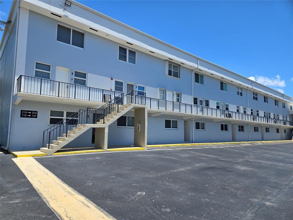 505 Deerfield - Residential