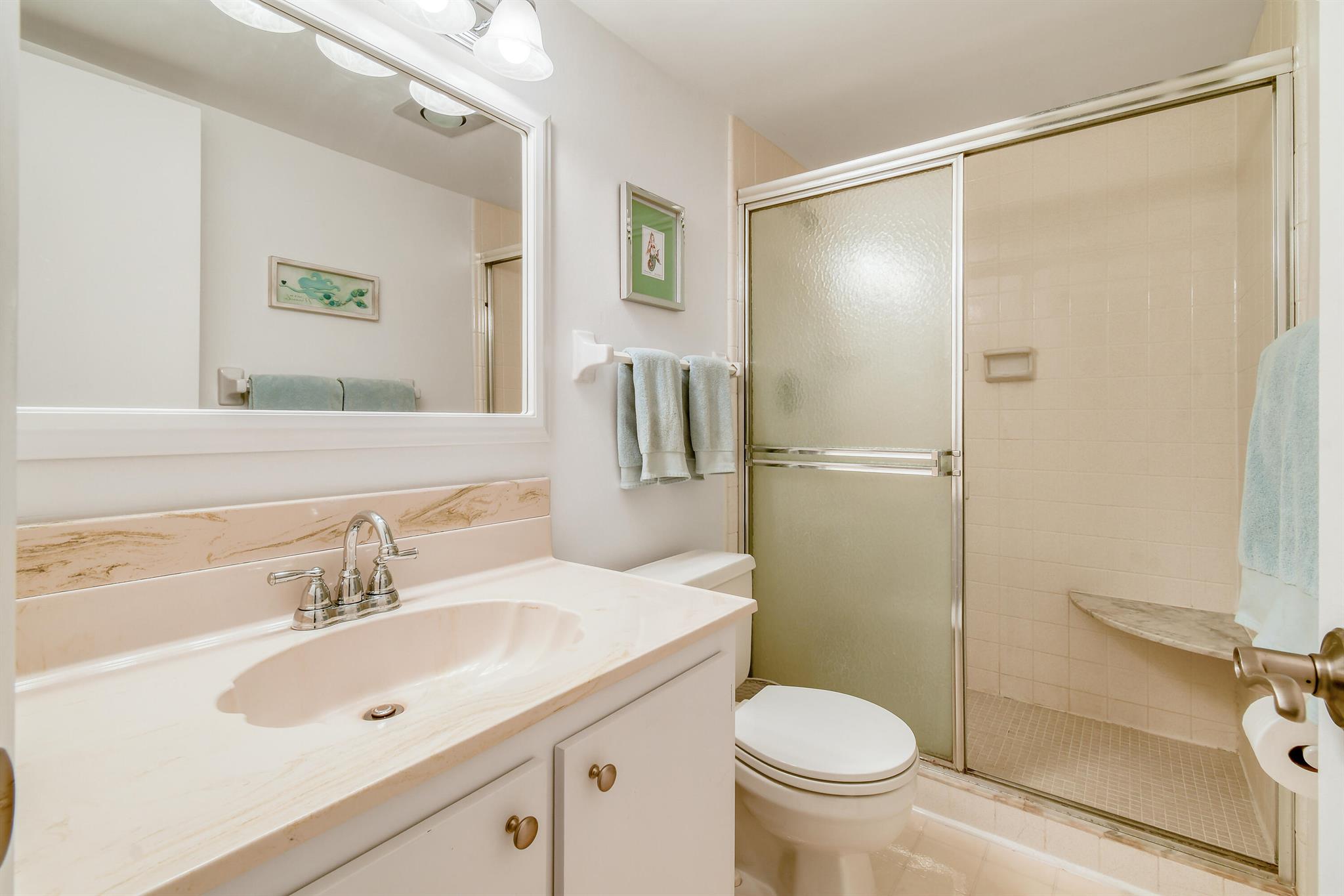 TEQUESTA GARDEN CONDO 6 - Residential