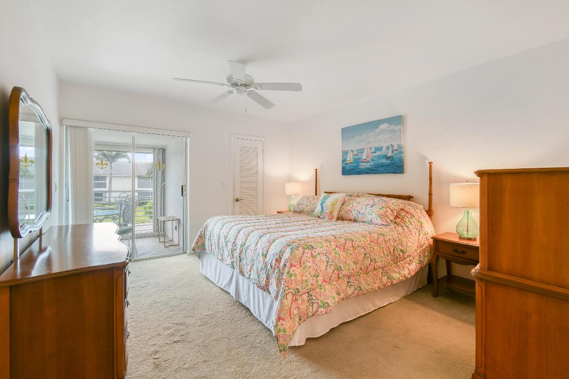 TEQUESTA GARDEN CONDO 6 - Residential