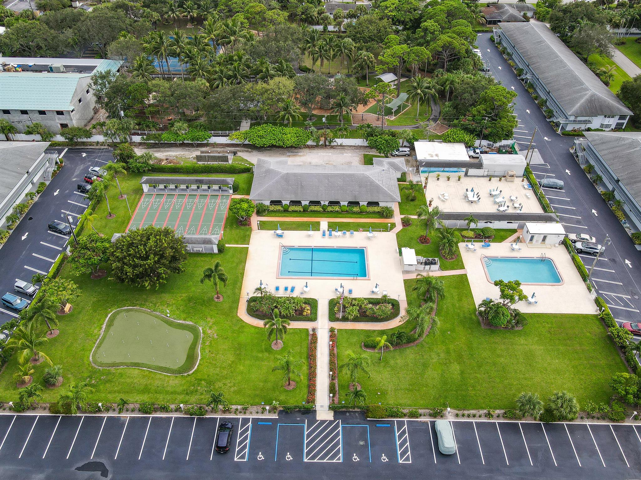 TEQUESTA GARDEN CONDO 6 - Residential