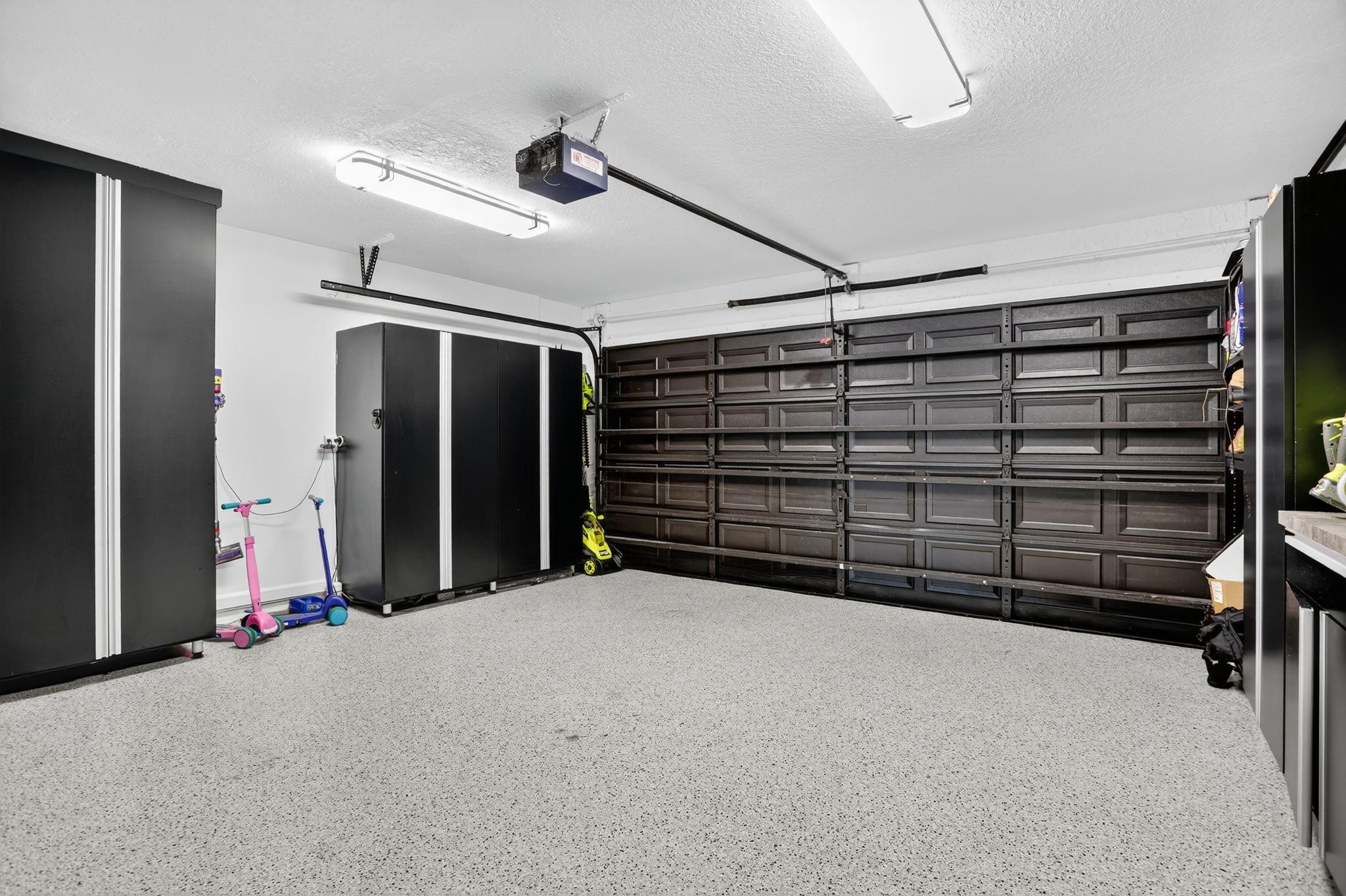 HILLSBORO COUNTRY CLUB - Residential