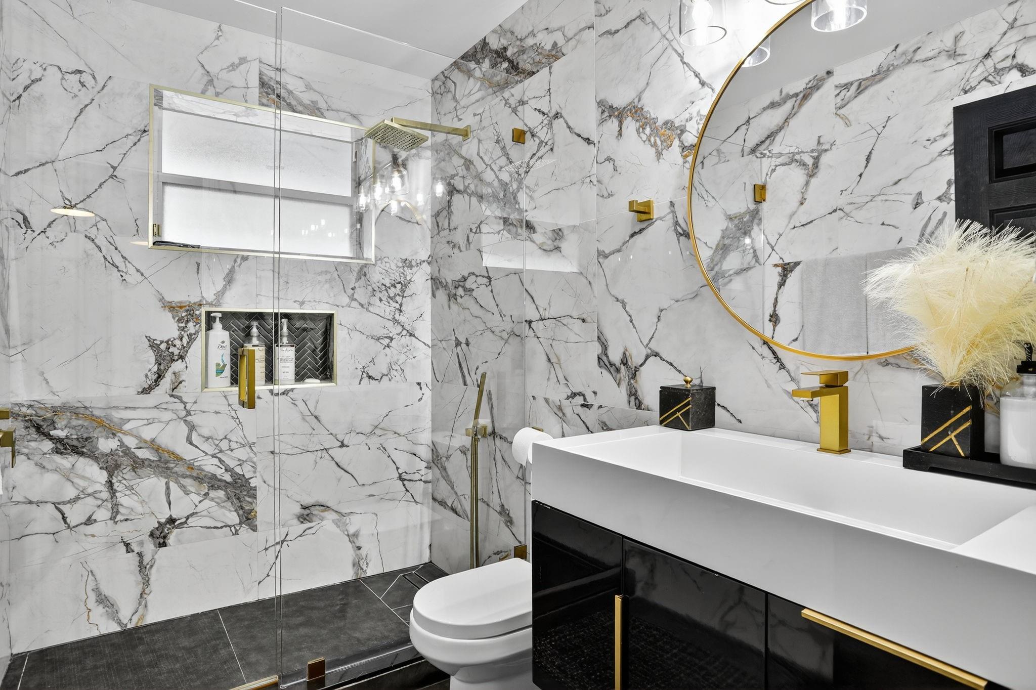 HILLSBORO COUNTRY CLUB - Residential