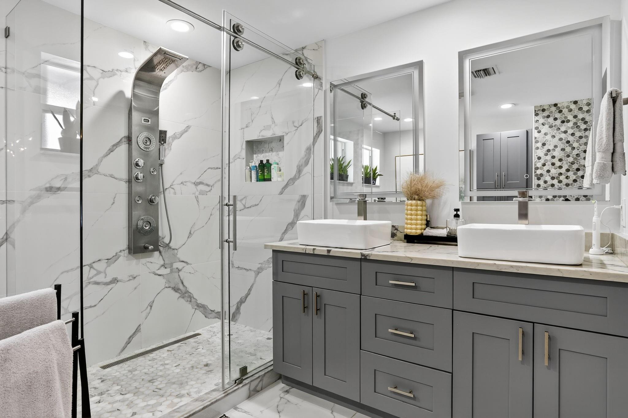 HILLSBORO COUNTRY CLUB - Residential