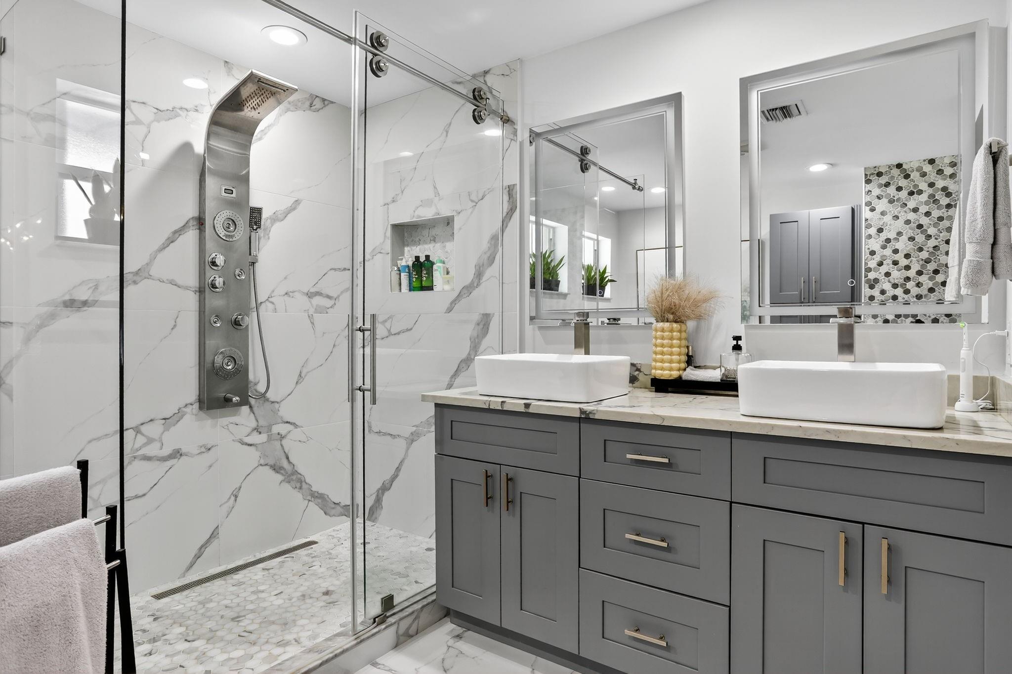 HILLSBORO COUNTRY CLUB - Residential