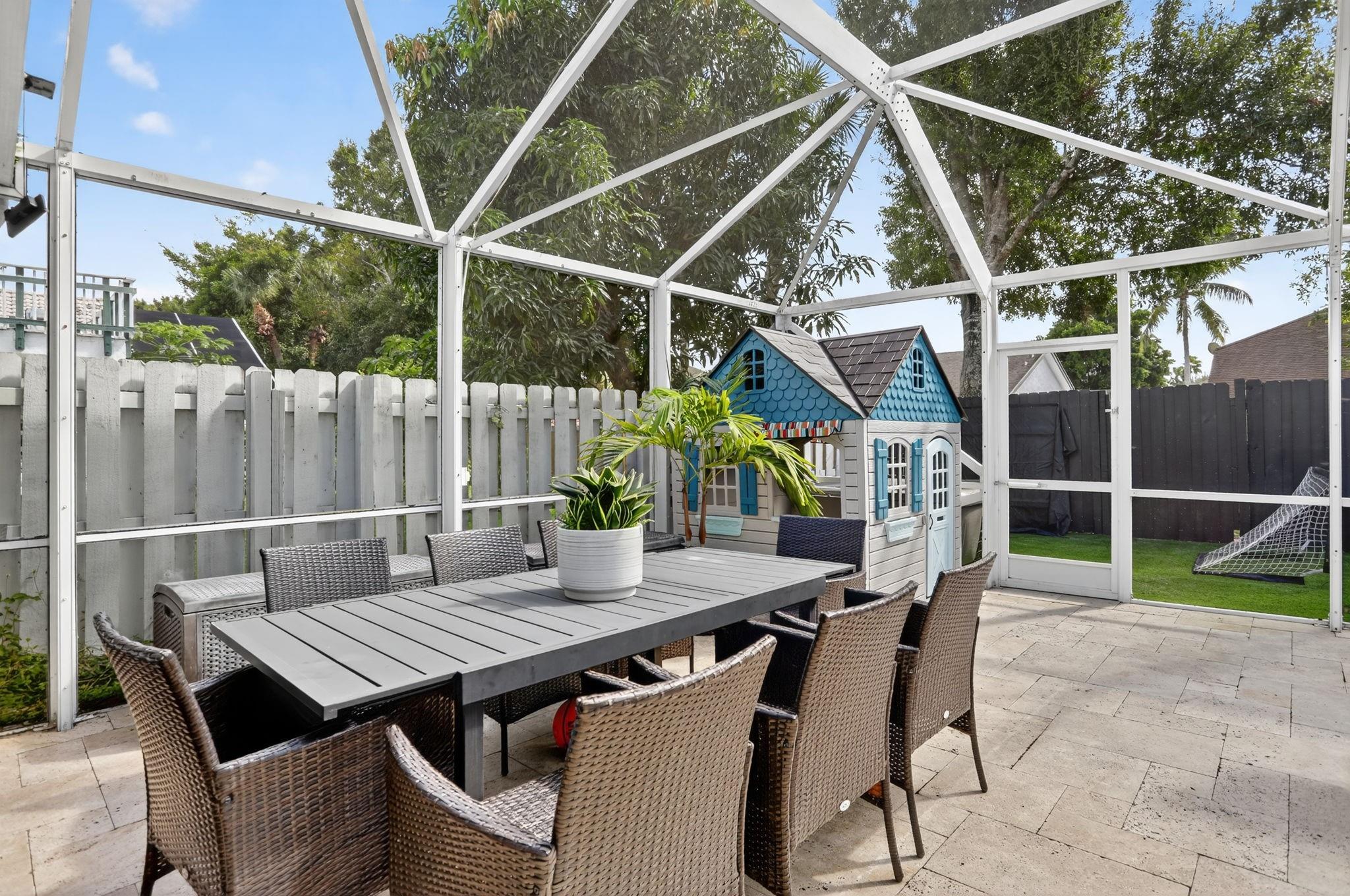 HILLSBORO COUNTRY CLUB - Residential