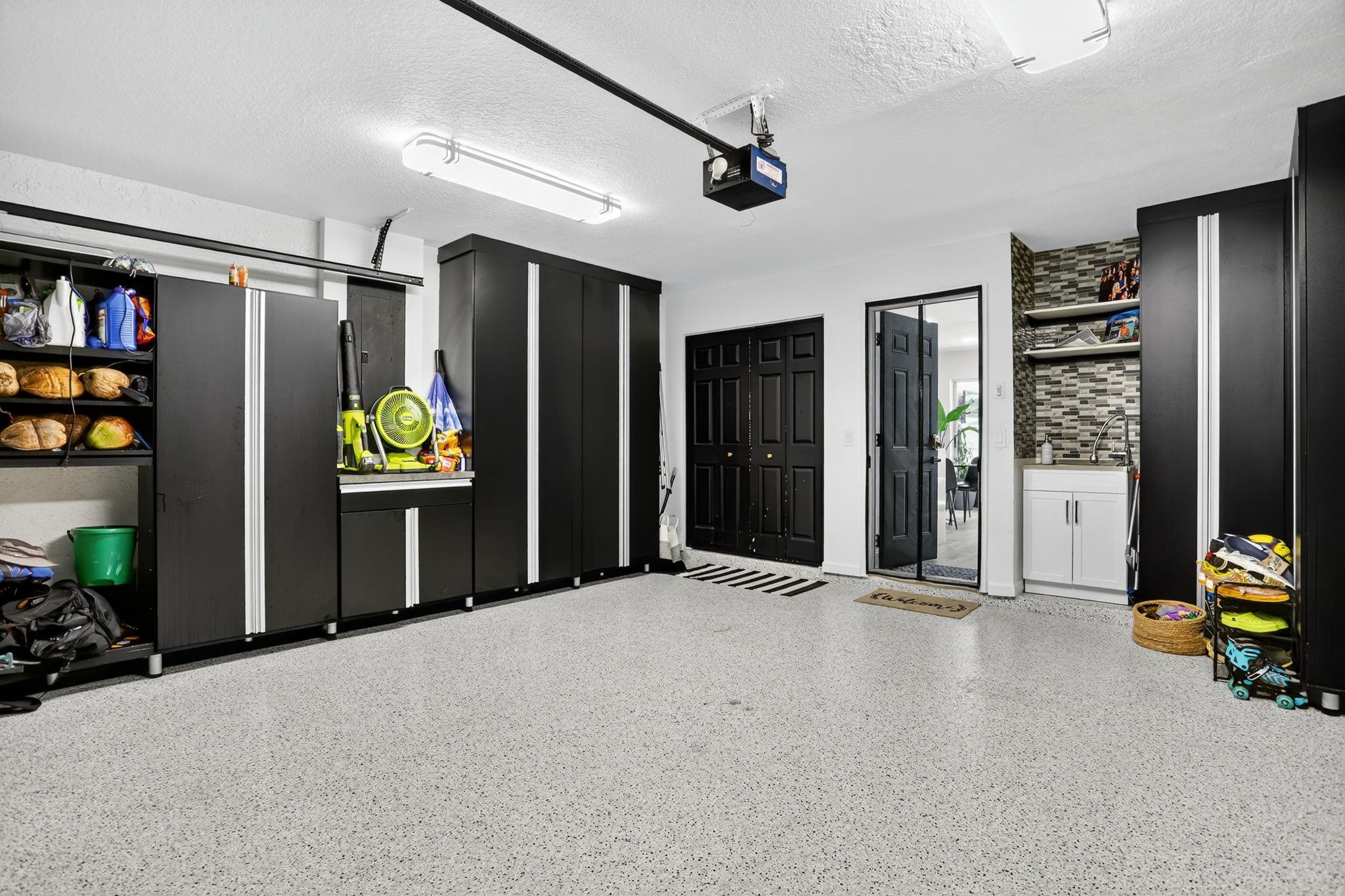 HILLSBORO COUNTRY CLUB - Residential