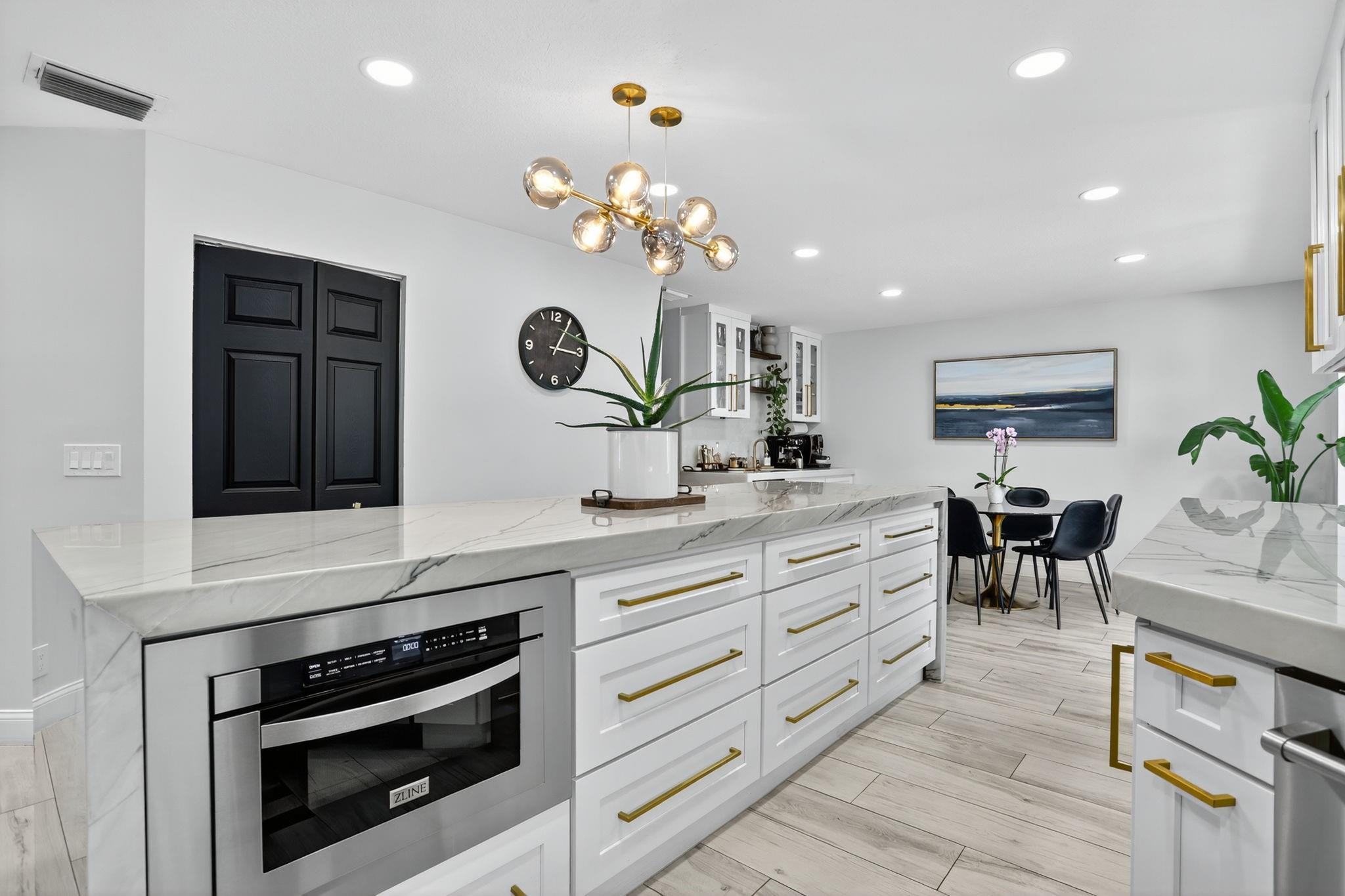 HILLSBORO COUNTRY CLUB - Residential