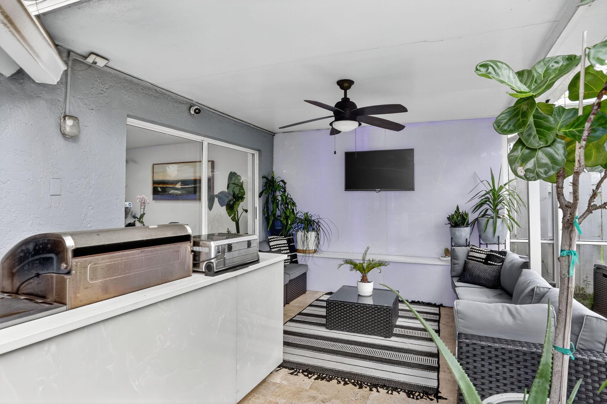 HILLSBORO COUNTRY CLUB - Residential