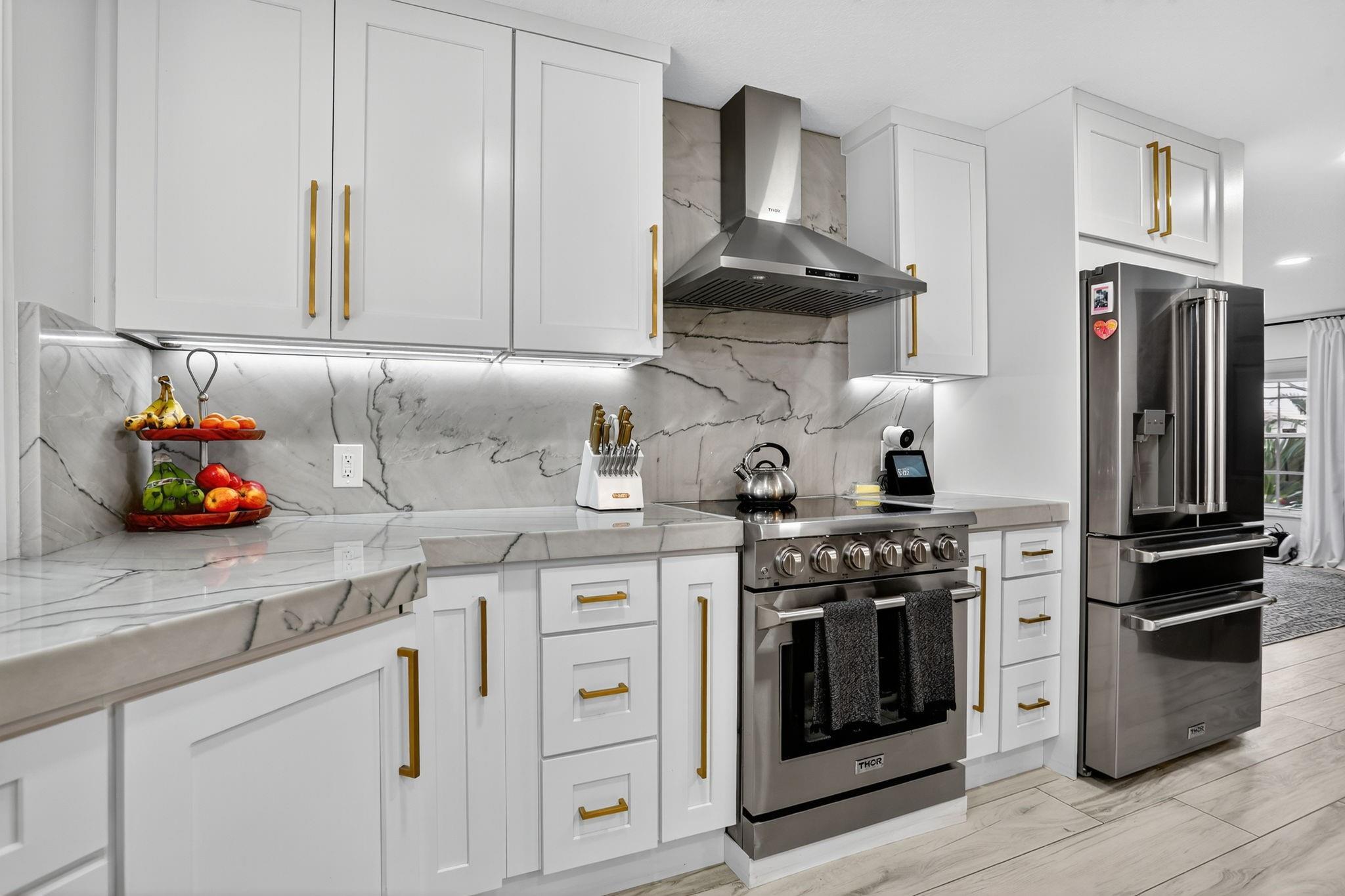 HILLSBORO COUNTRY CLUB - Residential